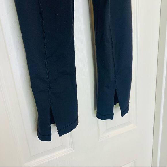 LULULEMON black "Gather and Crow Crop II" pants Size 2 - Picture 8 of 10